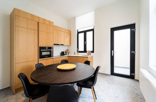 Berchem Casa | Tranquil 3-Bedroom Home in Berchem - Antwerp