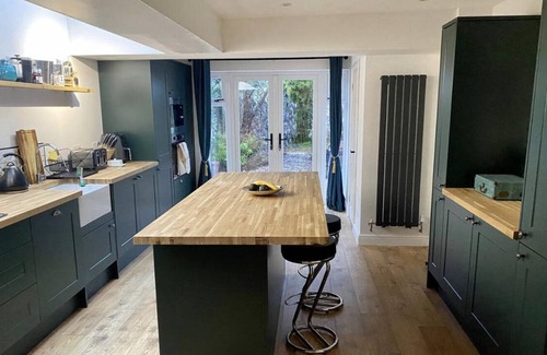 Roath Casa | Tranquil 3-bedroom house with WiFi within a charming Cardiff suburb