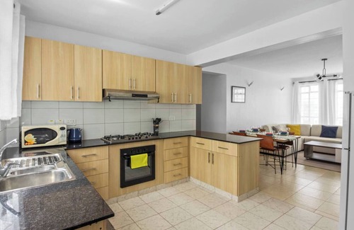 Ruiru Apartamento | Tranquil 3BR Apt with Pool & Gym in Tatu City