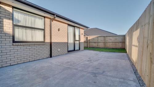 Christchurch Casa | Tranquil 4 Bed Family Retreat 5Min To Airport