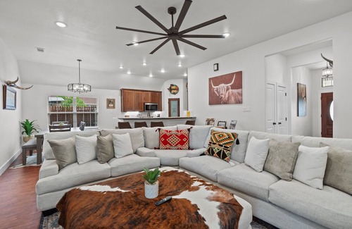 Fort Worth Casa | Tranquil 4-bedroom house with AC in Fort Worth