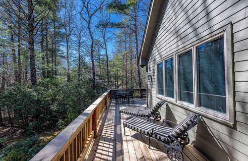 Sapphire Casa | Tranquil 4 Bedroom-Located in Burlingame Country Club