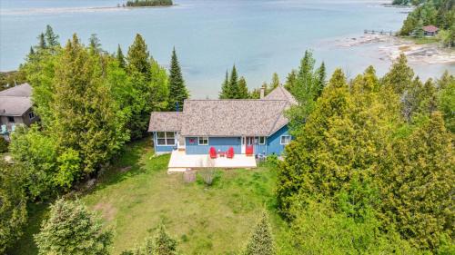 Lion's Head Casa | Tranquil 4br Waterfront Island Retreat