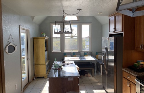 Currituck County Casa | Tranquil 7 bedroom oceanfront home JANUARY-MARCH ONLY!
