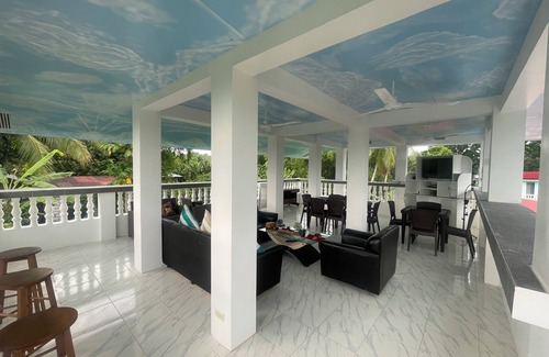 San Remigio Casa | Tranquil B & B with AC/Rooftop Lounge/Bar/Cabanas and Gourmet Kitchen