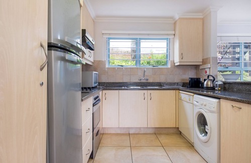 Shaka's Rock Apartamento | Large Ballito Central Home | No Loadshedding