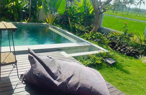 Kemenuh Villa | Tranquilo campo ventoso villa w / piscina privada