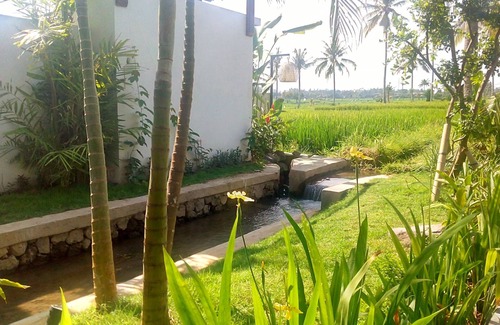 Kemenuh Villa | Tranquilo campo ventoso villa w / piscina privada