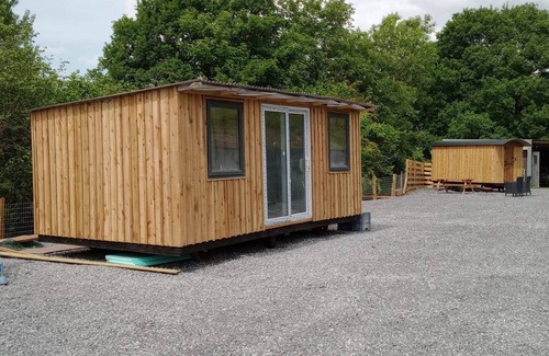Llandovery Cabina | Tranquil Cabin Retreat in Llandovery