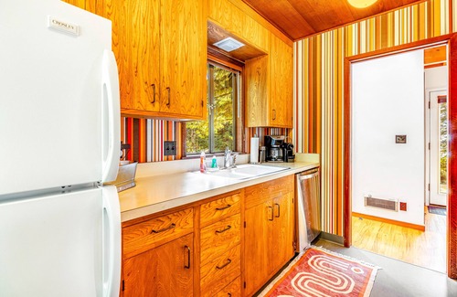 Sea Ranch Cabina | Tranquil, dog-friendly home w/ valley views and wood stove - close to trails