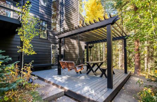Downieville-Lawson-Dumont Casa | Tranquil Dumont Home with Creek and Mtn Views!