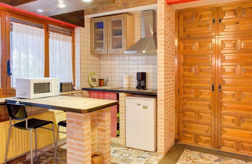 Galapagar Cabaña | Cabaña compartida con jardín para dos