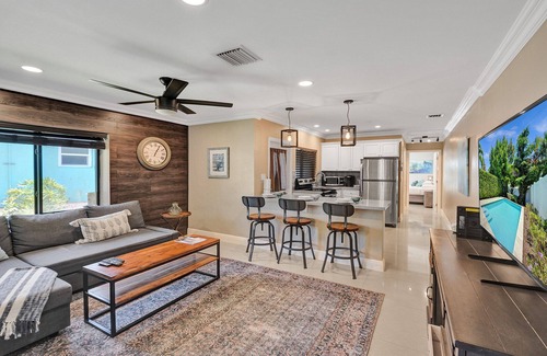 Lake Ridge Casa | Tranquil Getaway w/ Private Heated Pool