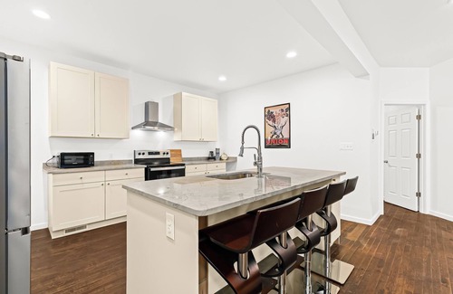 Detroit Apartamento | Tranquil Haven Retreat