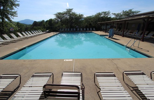 Lake Lure Condominio | Tranquil Lake Lure Getaway Near Trails