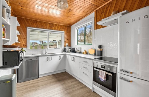 Invermay Casa | Tranquil Launceston Getaway - You'll fall in love!
