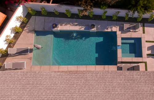 Indio Casa | Tranquil Luxury ~ Pool ~ Hot Tub ~ Game Room ~ Pkg