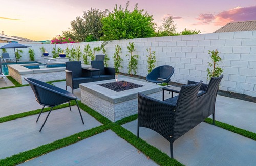 Indio Casa | Tranquil Luxury ~ Pool ~ Hot Tub ~ Game Room ~ Pkg