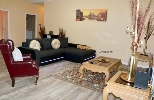 South View Cama Y Desayuno | Tranquil Master Bedroom Near Fort Liberty(Bragg)