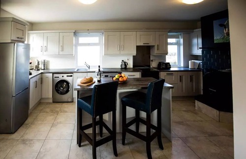 Ballycroy Cabaña | ★Tranquil, Modern & Stylish | Breathtaking Views ★