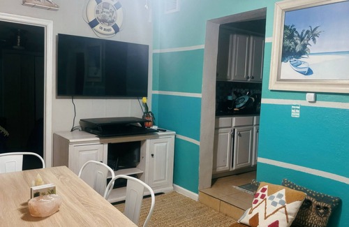 Fort Lauderdale Casa | Tranquil “nChula Vista” Beach Bungalow