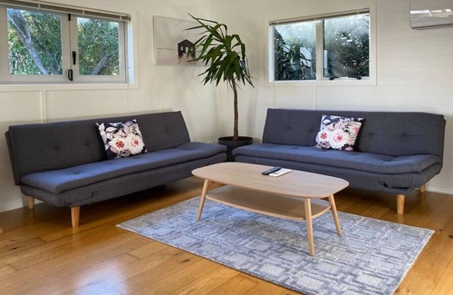 Mount Eden Casa | Awesome Mt Eden 1BR Unit | Wifi-Carpark & Heatpump