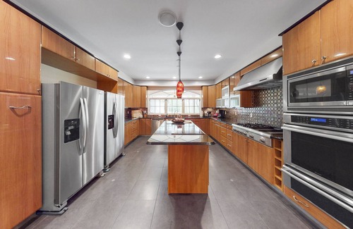 Tobyhanna Villa | Tranquil Oasis Luxe Villa with Theater and Hot Tub
