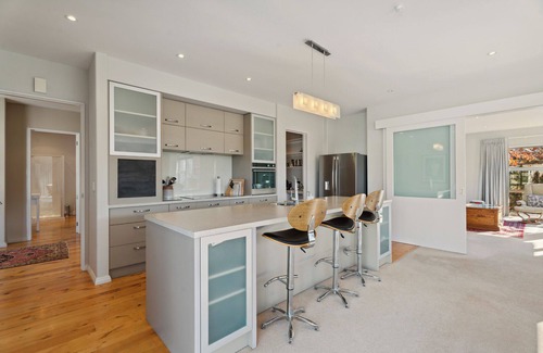 Albert Town Casa | Tranquil on Ribbonwood - Wanaka Holiday Home