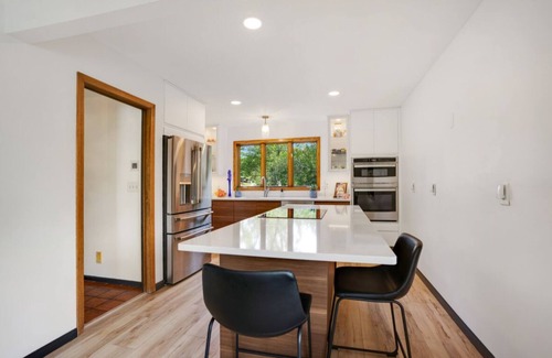 Fridley Casa | Tranquil property right on the Mississippi River with stunning panoramic views