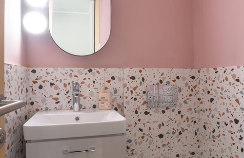 Dorcol Apartamento | Tranquil Retreat Along the Danube: Just Relax Apartment