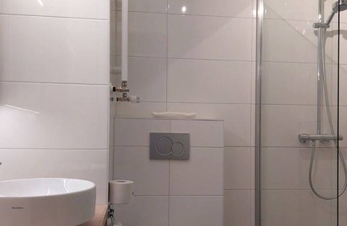 Wijk aan Zee Hotel | Tranquil Retreat by the Sea – Zeeduin Beach & Dunes Just Steps Away - 3 Units