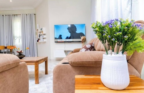 Prampram Apartamento | Tranquil Retreat with Pool at H Village