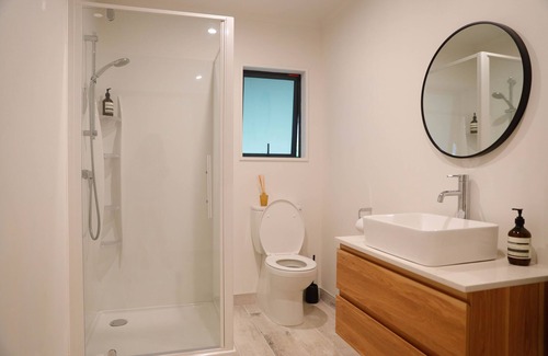 Furneaux Apartamento | Tranquil space off nestled among native bush off Queen Charlotte Track
