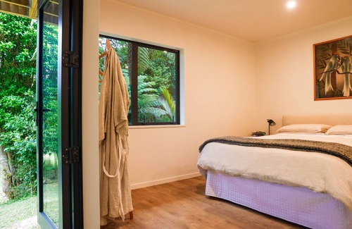 Furneaux Apartamento | Tranquil space off nestled among native bush off Queen Charlotte Track