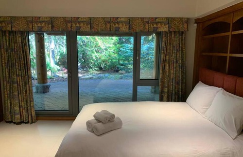 Whistler Cay Heights Casa | Tranquil Studio Hideaway in Scenic Whistler