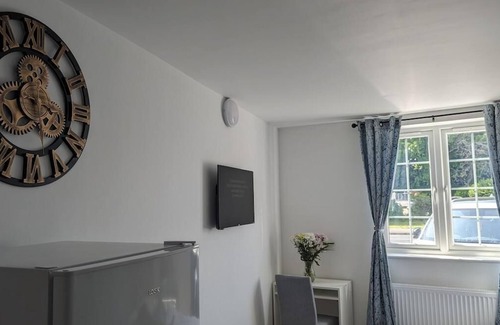 South Ruislip Apartamento | Tranquil Studio Retreat with free parking