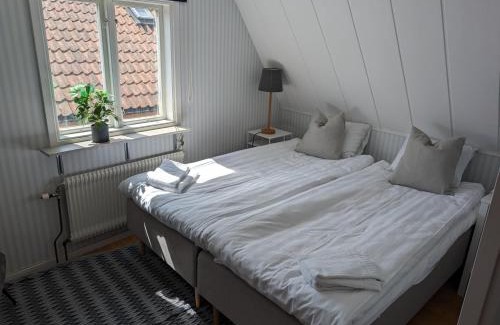 Innerstaden Apartamento | Tranquil Villa with Garden Views & Terrace 3BR