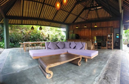 Melayang Villa | Tranquil villa with infinity pool in Bali paradise
