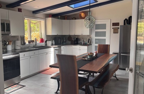 Redhill Cabaña | Tranquil Water Front cottage, 35 Min to Charleston, Beach 20 min, Pet-Friendly