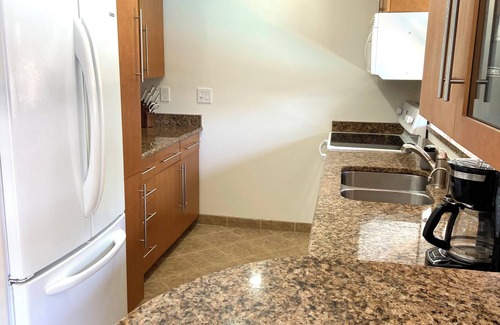 Longboat Key Casa | Tranquil Waterfront home- Water, peace, sunshine, & sand, this is your place.