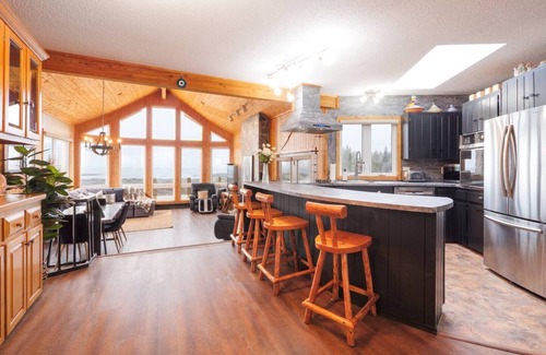 Tobermory Casa | Tranquil Waterfront Escape - Gorgeous private waterfront cottage near Tobermory
