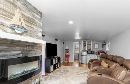 Smyrna Casa | Tranquil Waters at Blue Lake - Tiki Loft, Hot Tub, Fire Pit, Outdoor Kitchen