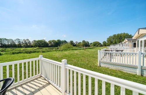 Great Houghton Casa | Tranquil Waters - Billing Aquadrome