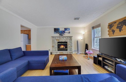 Pocono Summit Casa | Tranquil Waters – Kayaks Firepit Lakefront