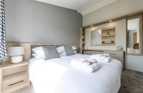 Woodhall Spa Casa | Tranquil Woodland Lodge Retreat in Lincolnshire