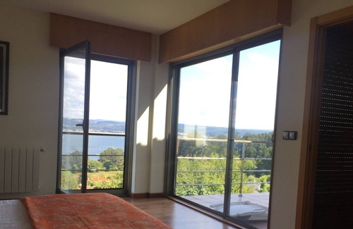Souto Casa | Tranquilidad y confort con vistas en Carnoedo