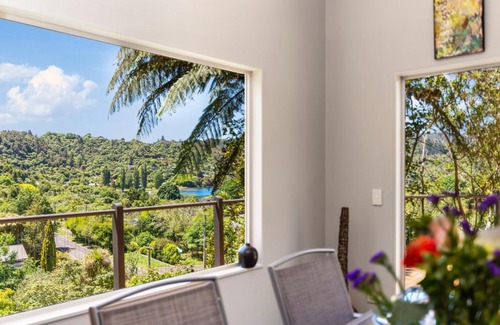 Lake Tarawera Casa | Tranquility at Tarawera - Lake Tarawera Holiday Home