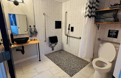 Pomquet Complejo | Tranquility Dome Accommodations