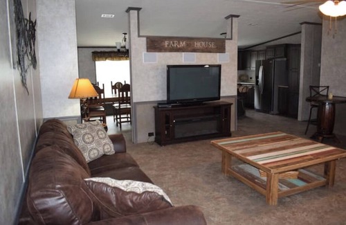 Pettus Casa | Tranquility Hill Lodge