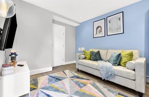 Northumberland Park Apartamento | Tranquility in Bloom: Refreshing 2BR Apartment
